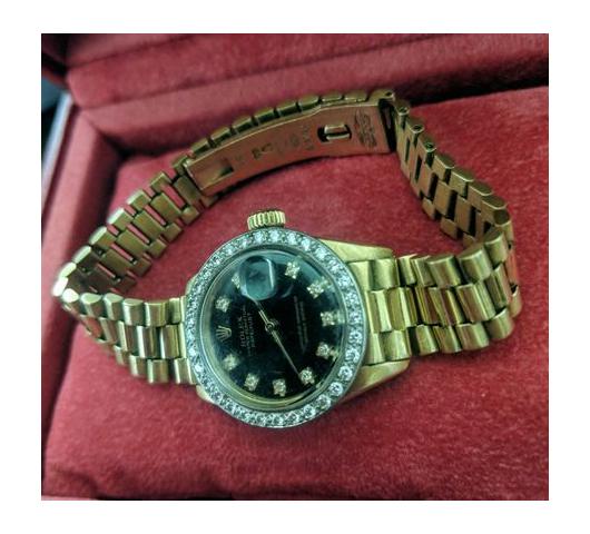 Ladies Rolex Watch w/box
